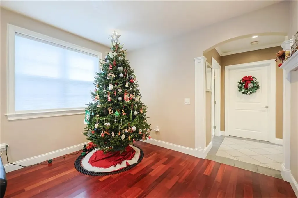 25 Chestnut Street Cumberland RI 02864