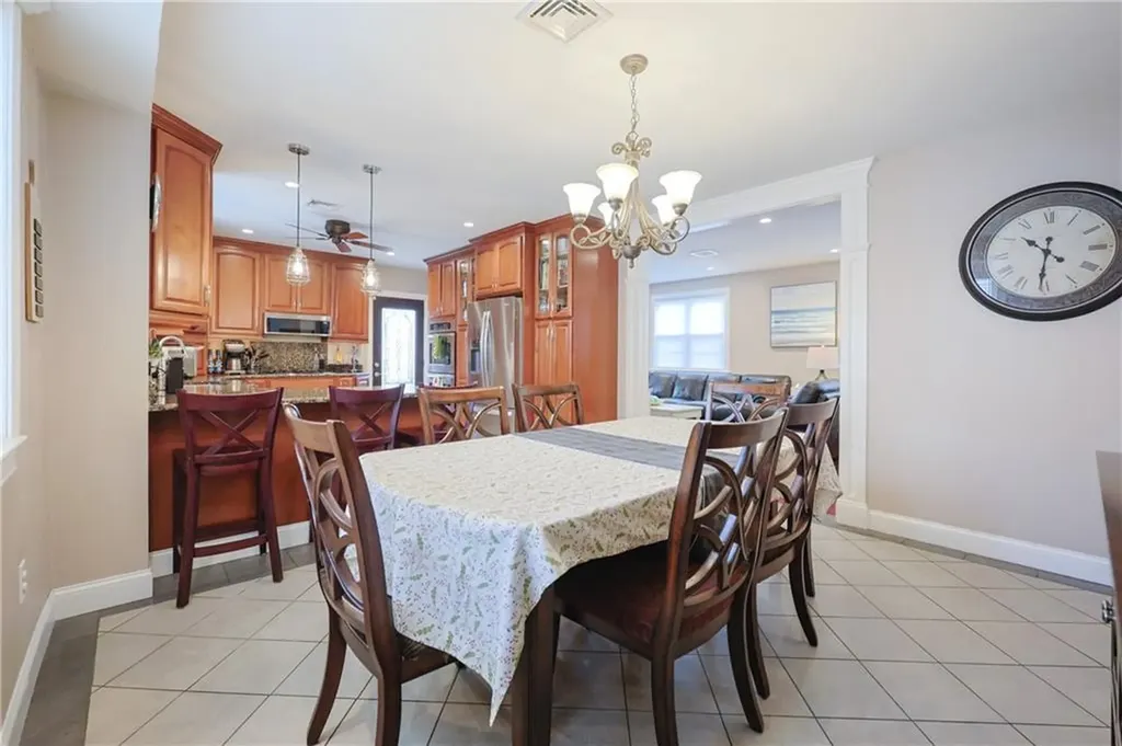 25 Chestnut Street Cumberland RI 02864