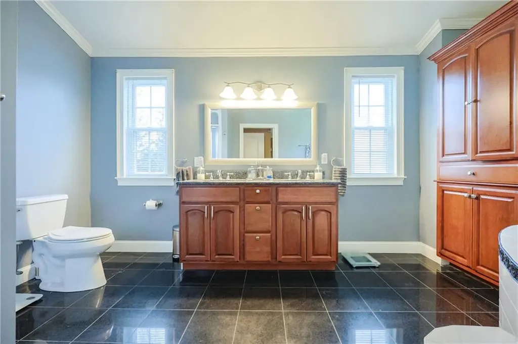 25 Chestnut Street Cumberland RI 02864