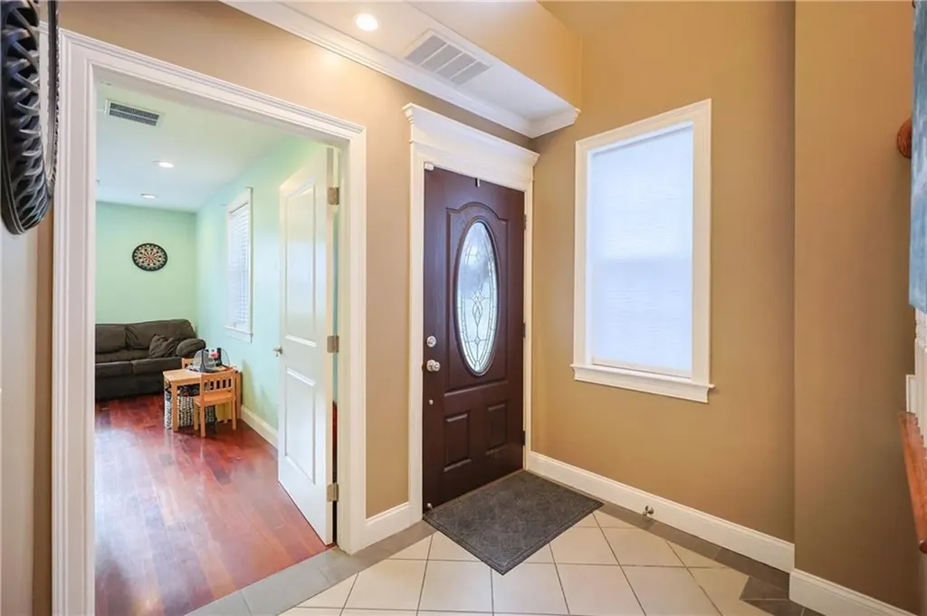 25 Chestnut Street Cumberland RI 02864