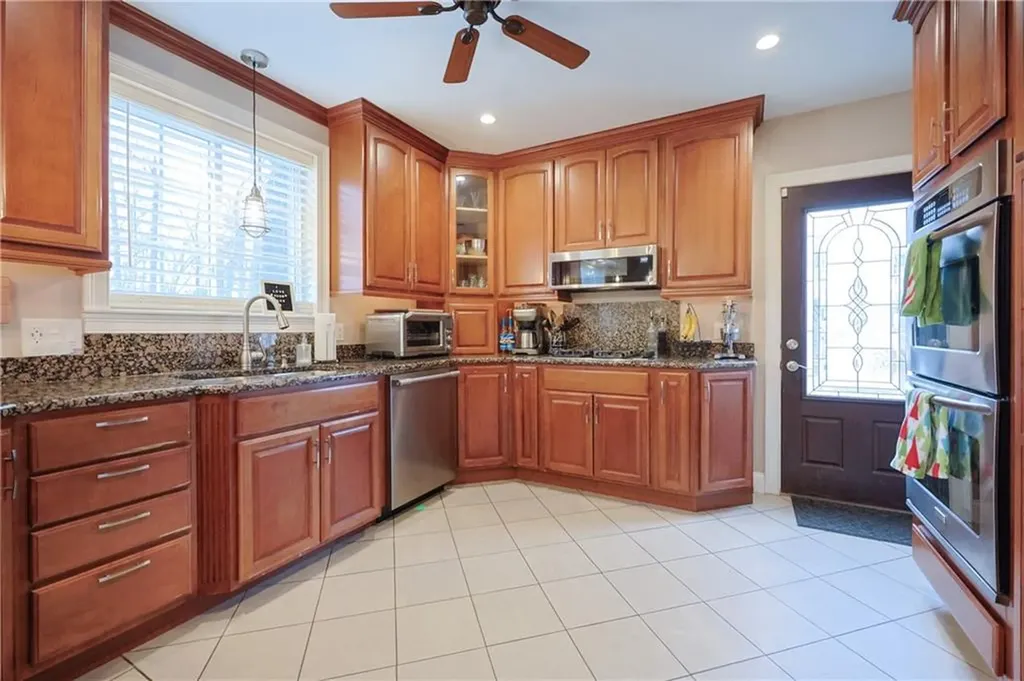 25 Chestnut Street Cumberland RI 02864