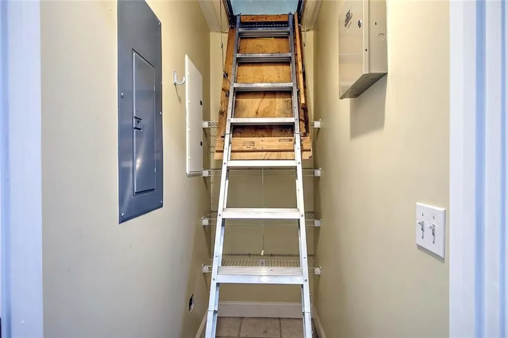 70 Turner Street Warwick RI 02886