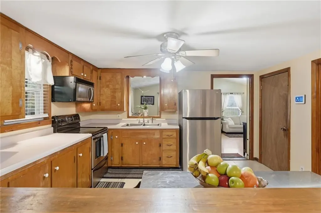 804 Waites Corner Road South Kingstown RI 02892