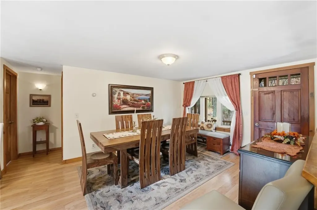 804 Waites Corner Road South Kingstown RI 02892