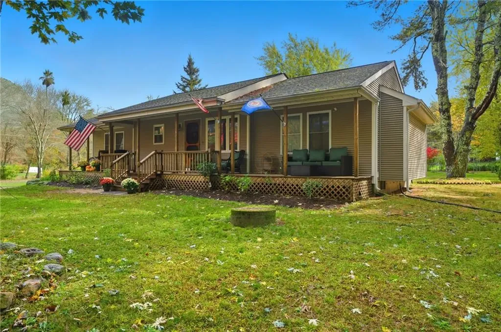 804 Waites Corner Road South Kingstown RI 02892