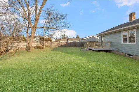 26 Ledge Drive West Warwick RI 02893