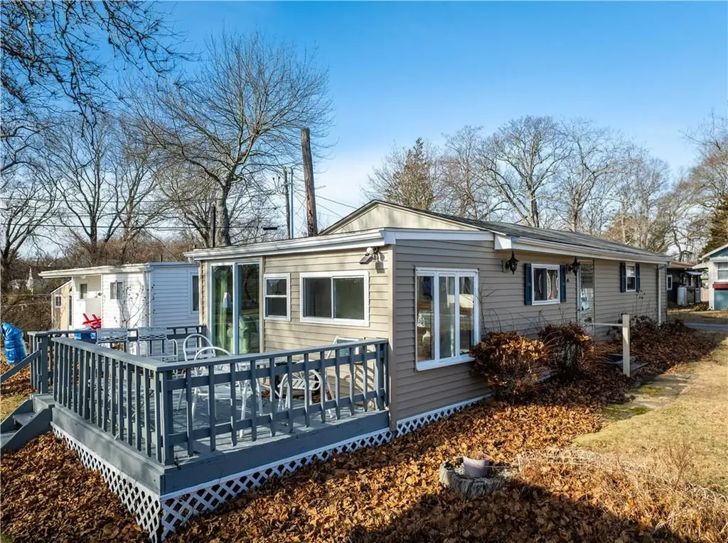 46 E Andrew Comstock Road Warwick RI 02886