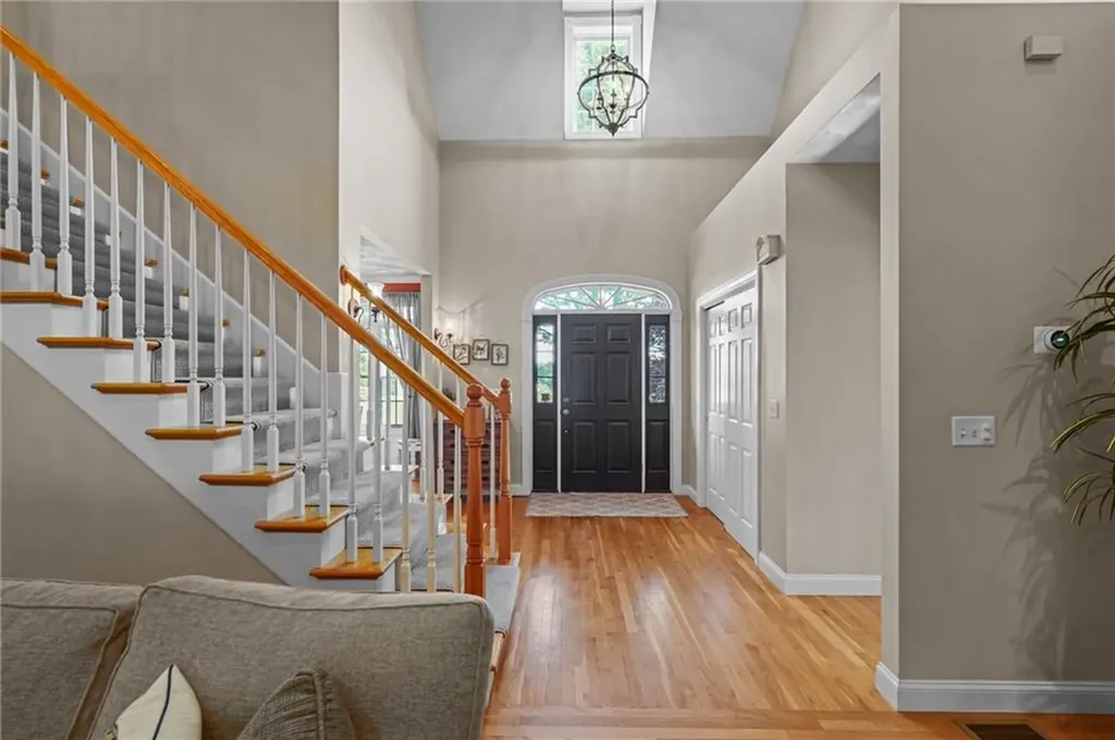 108 Moswansicut Lake Drive Scituate RI 02857