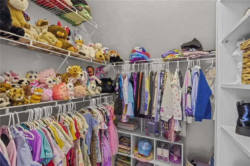 108 Moswansicut Lake Drive Scituate RI 02857