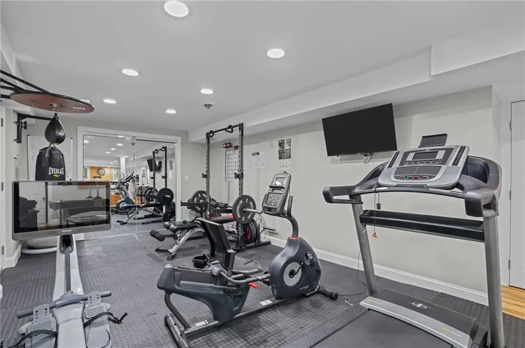 108 Moswansicut Lake Drive Scituate RI 02857