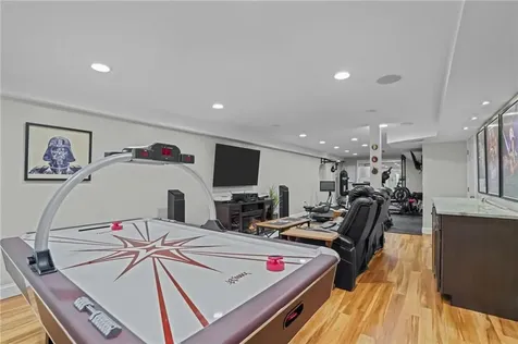 108 Moswansicut Lake Drive Scituate RI 02857