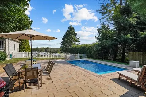 108 Moswansicut Lake Drive Scituate RI 02857