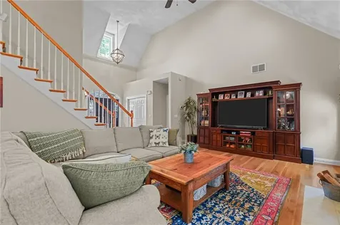 108 Moswansicut Lake Drive Scituate RI 02857