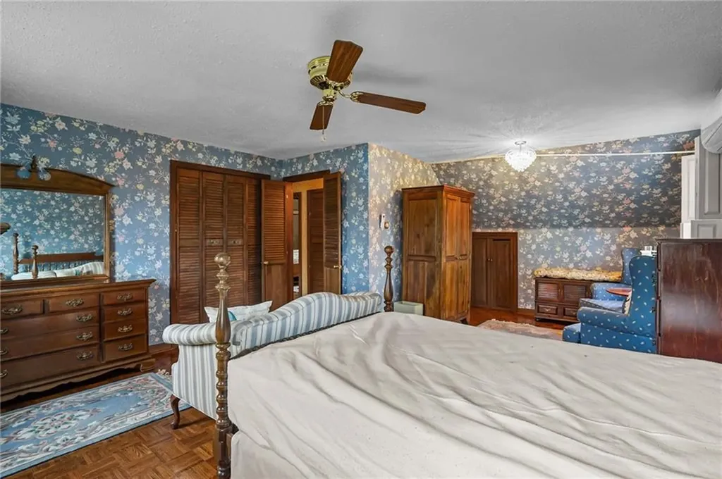 118 Hopkins Avenue Johnston RI 02919