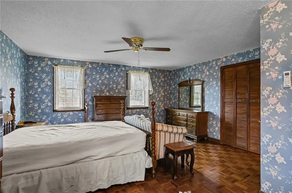 118 Hopkins Avenue Johnston RI 02919