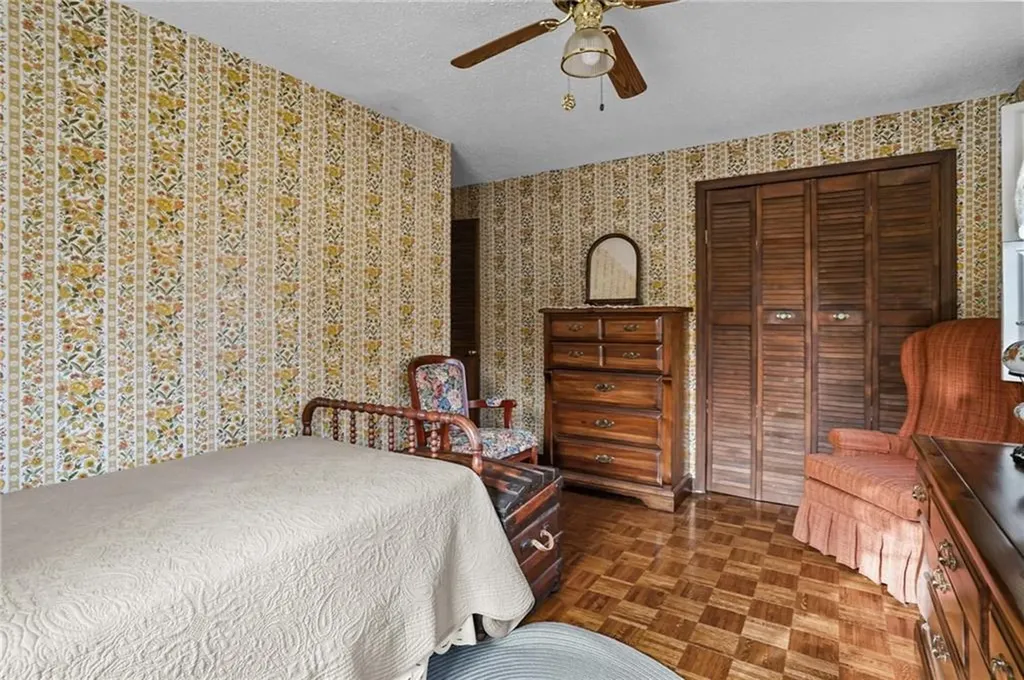 118 Hopkins Avenue Johnston RI 02919