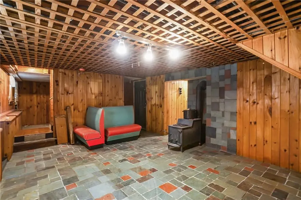 118 Hopkins Avenue Johnston RI 02919