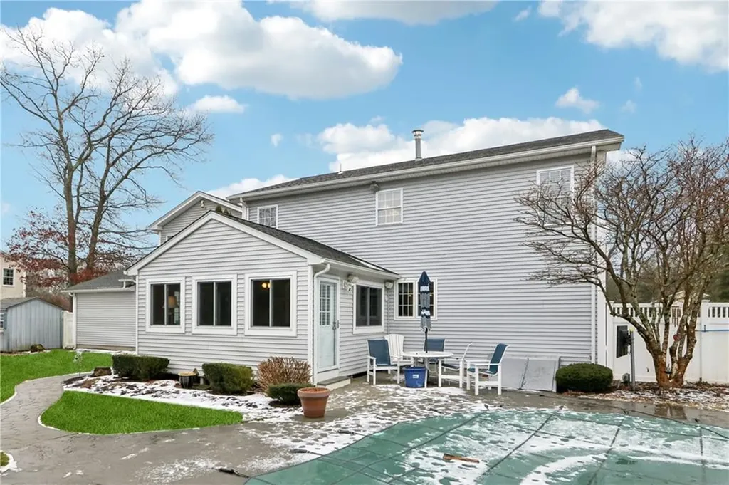 13 Orchid Trail Coventry RI 02816