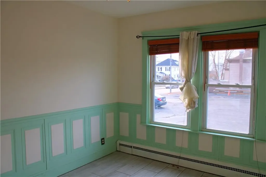 28 Elizabeth Street Pawtucket RI 02861