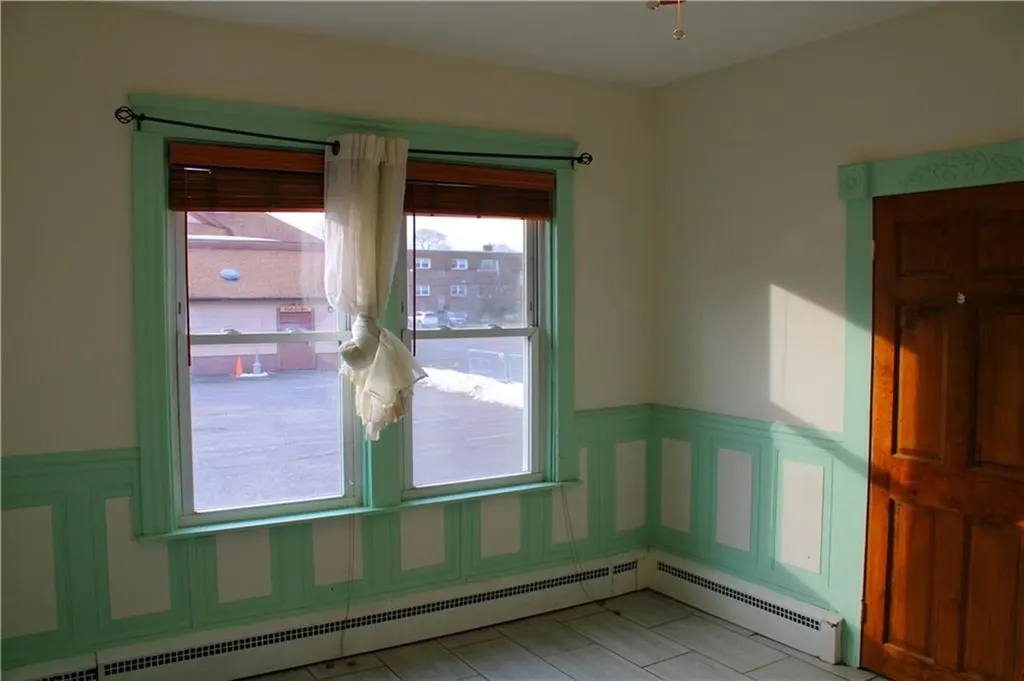 28 Elizabeth Street Pawtucket RI 02861