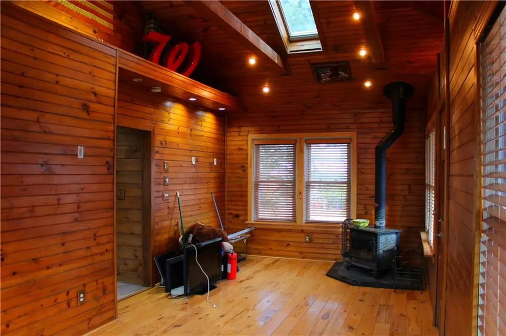 28 Elizabeth Street Pawtucket RI 02861