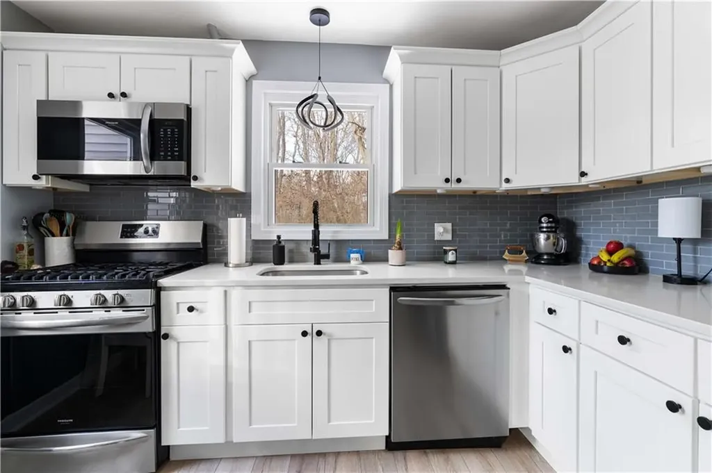 214 Souza Road Tiverton RI 02878