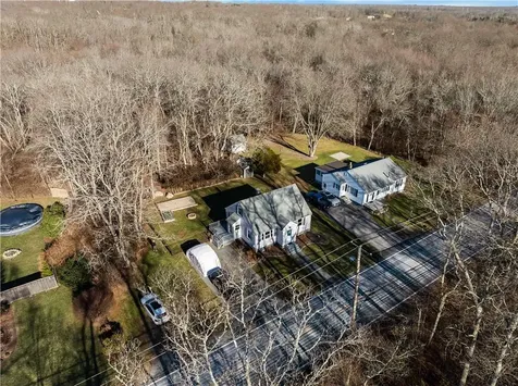 214 Souza Road Tiverton RI 02878