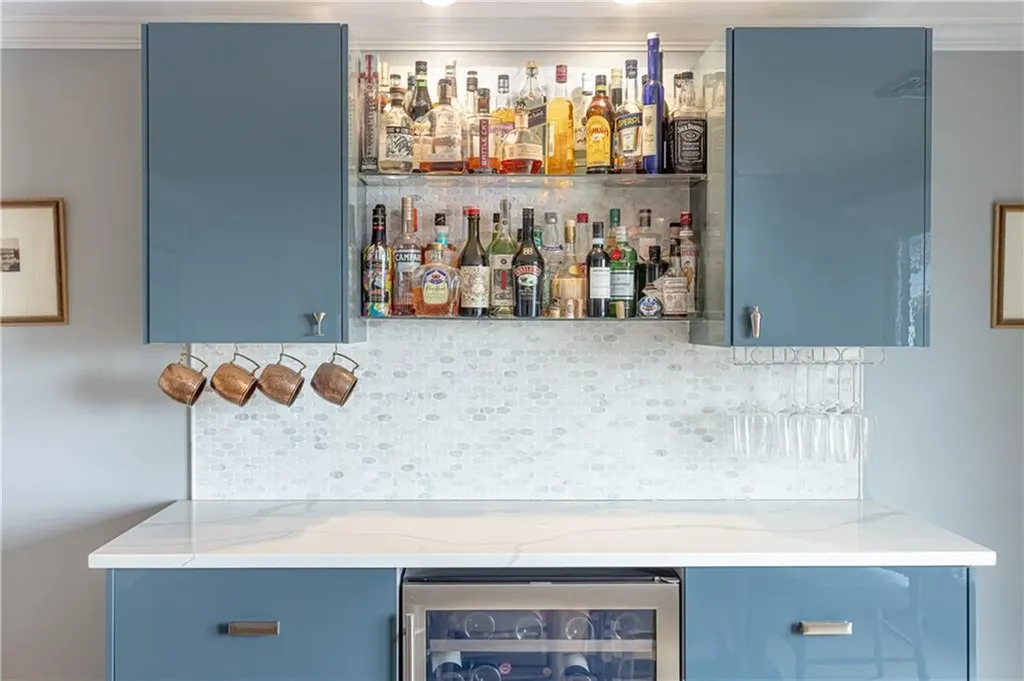 79 Peckham Lane Middletown RI 02842