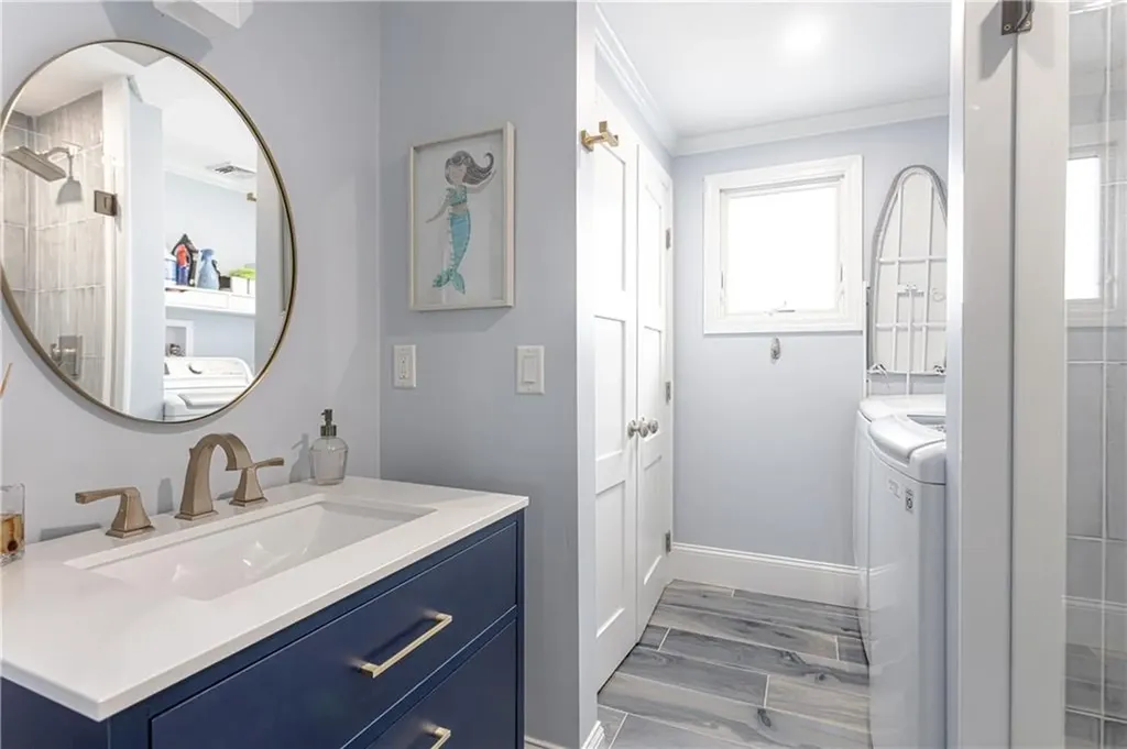 79 Peckham Lane Middletown RI 02842