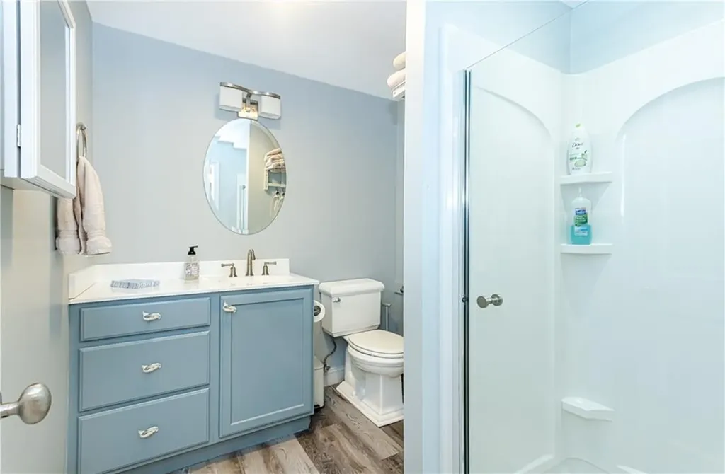 79 Peckham Lane Middletown RI 02842