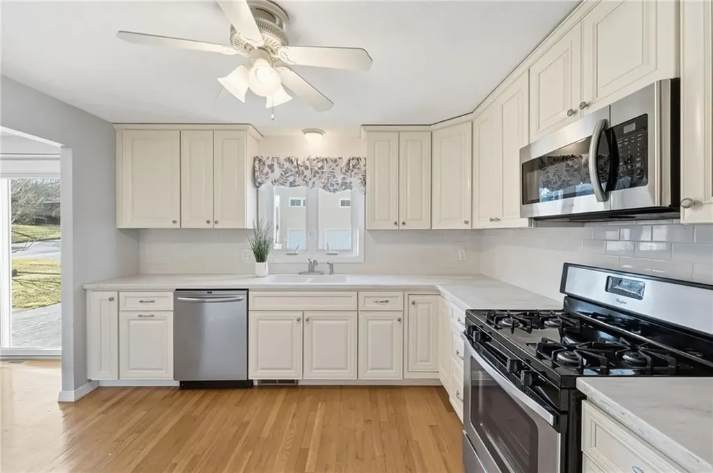 45 Diamond Hill Road Warwick RI 02886