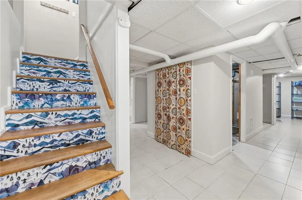 95 Washburn Avenue East Providence RI 02916