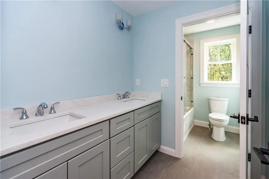 44 Saddlebrook Drive Warwick RI 02818