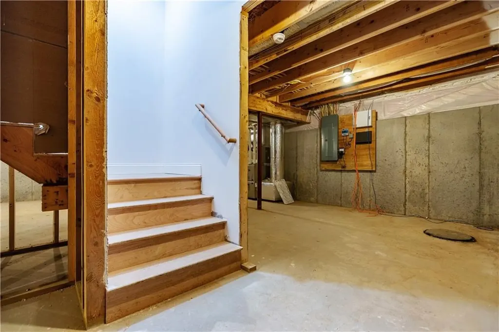 44 Saddlebrook Drive Warwick RI 02818