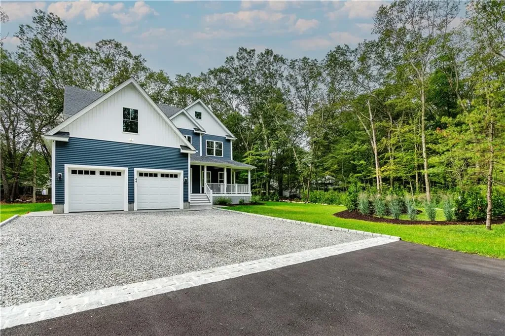 44 Saddlebrook Drive Warwick RI 02818