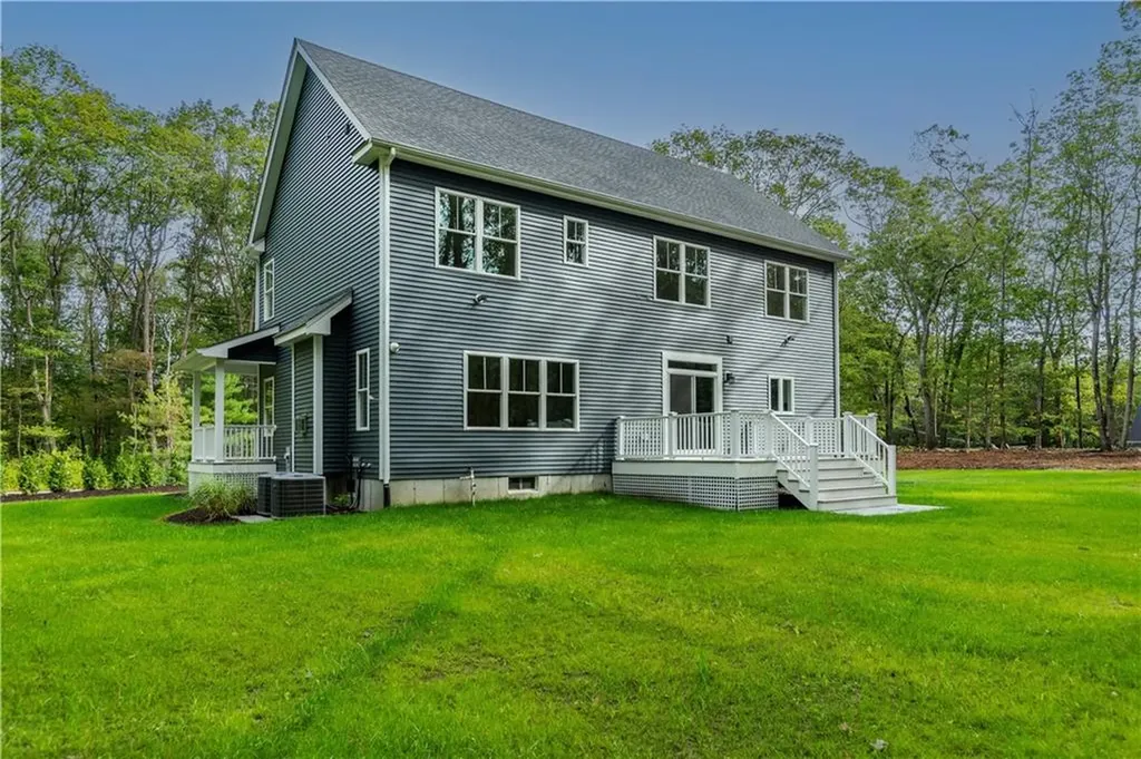 44 Saddlebrook Drive Warwick RI 02818