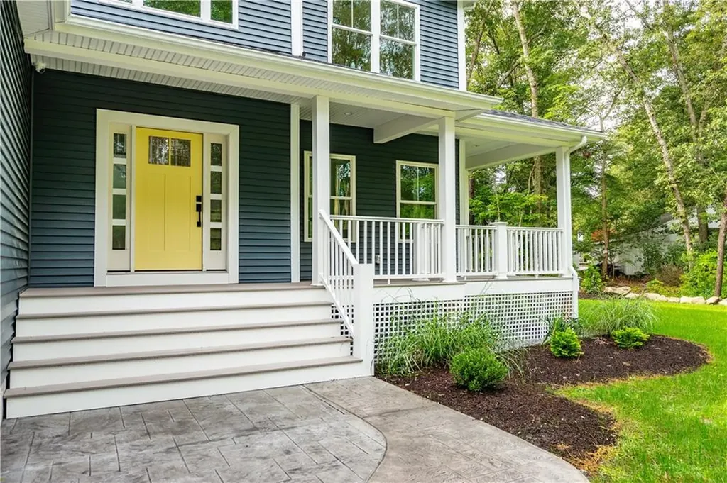 44 Saddlebrook Drive Warwick RI 02818