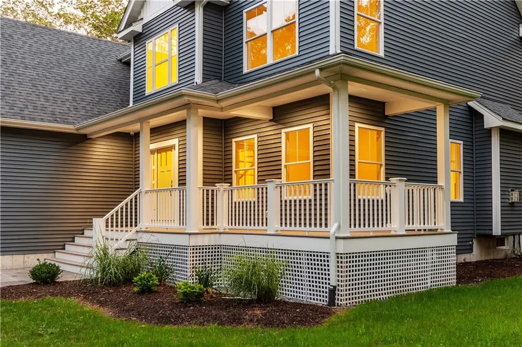 44 Saddlebrook Drive Warwick RI 02818