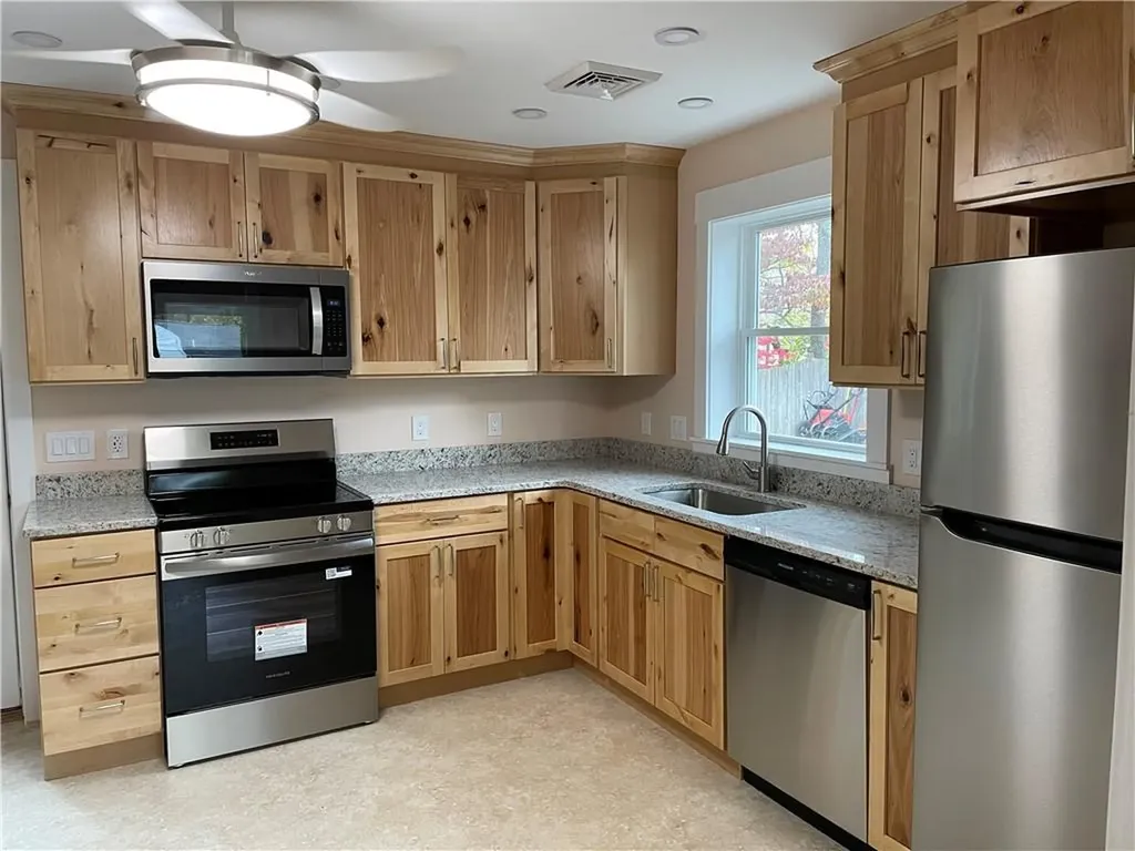 14 Douglas Circle Smithfield RI 02828