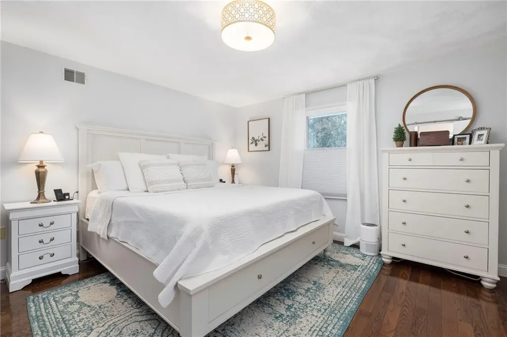88 Hess Avenue Warwick RI 02889