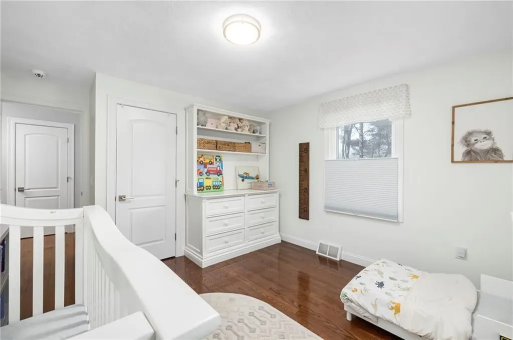 88 Hess Avenue Warwick RI 02889