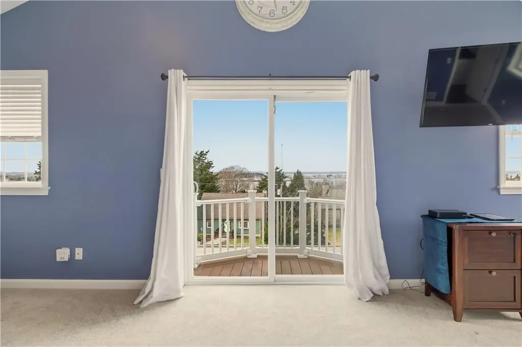 42 Lewis Street Tiverton RI 02878