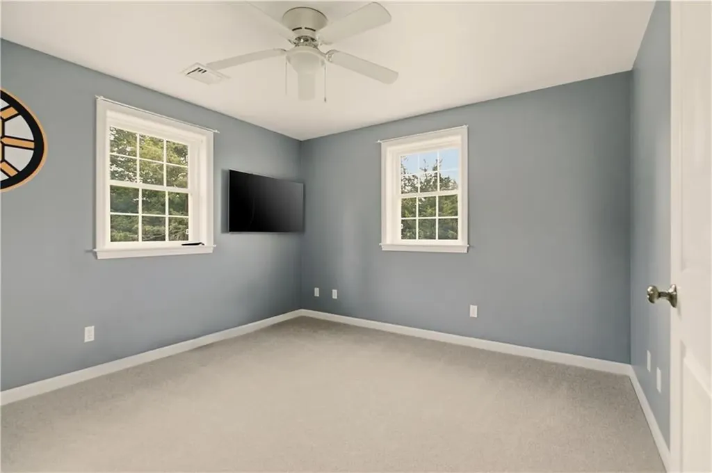 42 Lewis Street Tiverton RI 02878