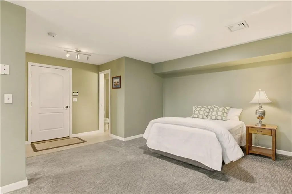 42 Lewis Street Tiverton RI 02878