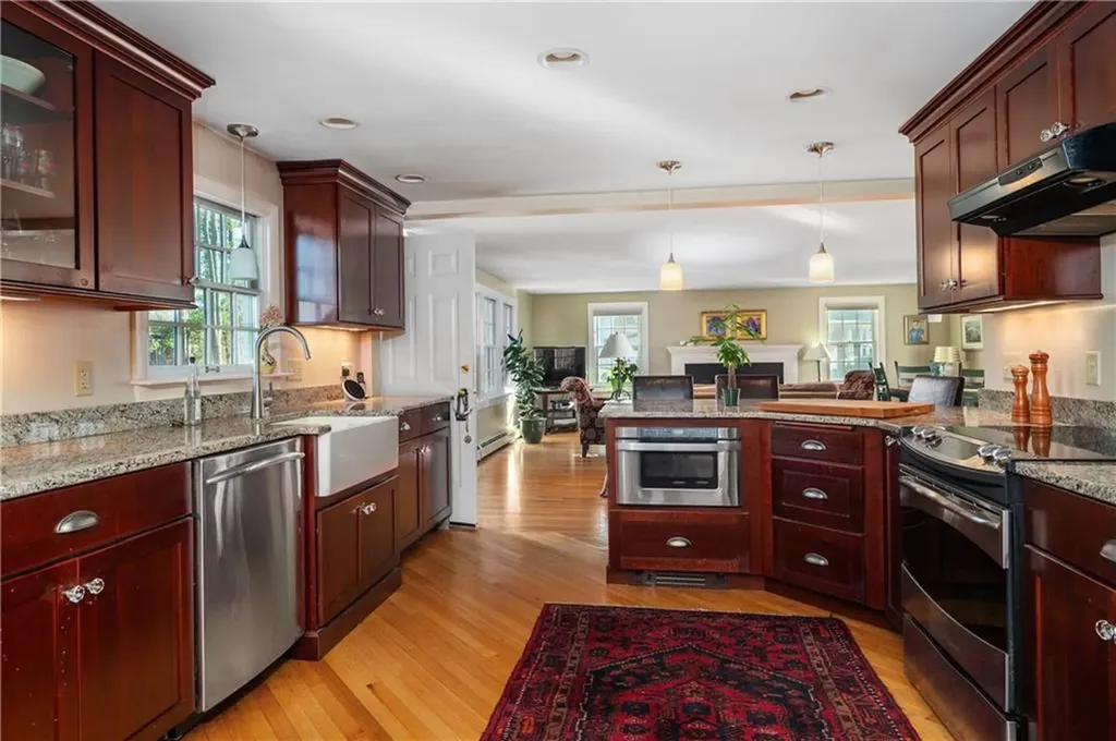 94 Abbott Run Valley Road Cumberland RI 02864