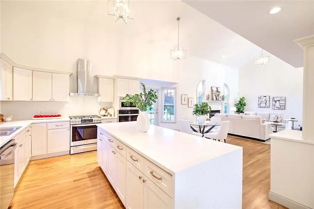 6 Grandstand Drive Lincoln RI 02865
