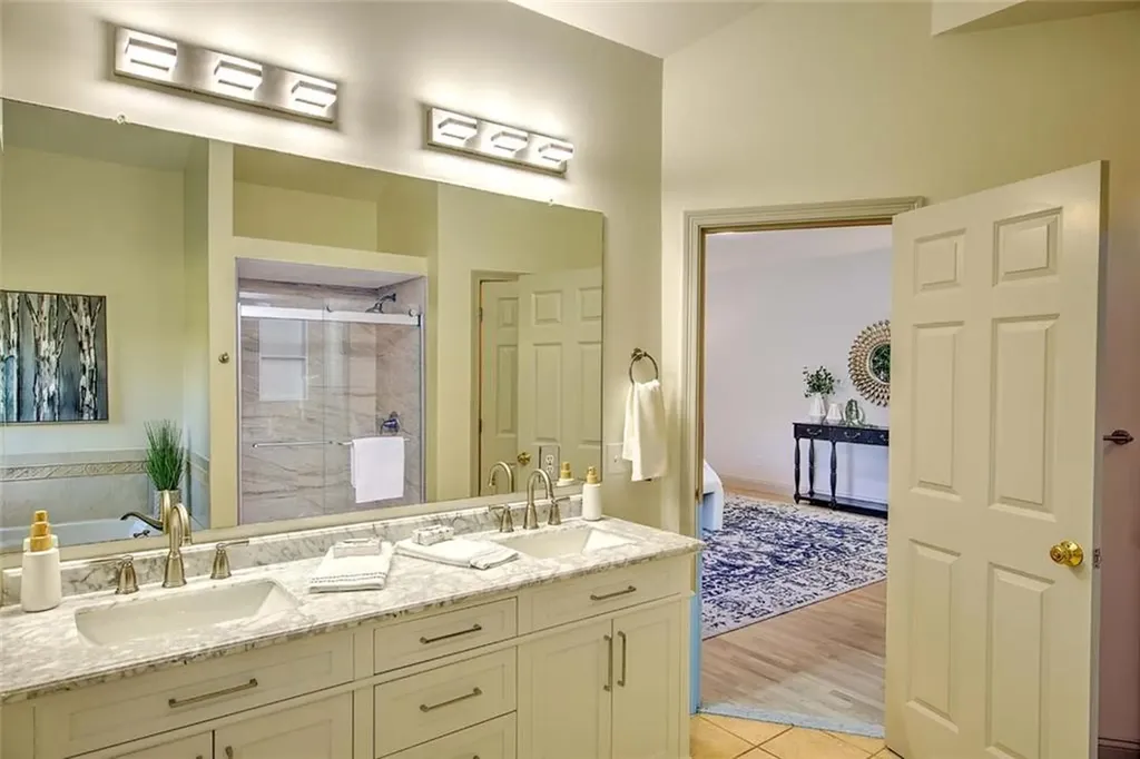 6 Grandstand Drive Lincoln RI 02865