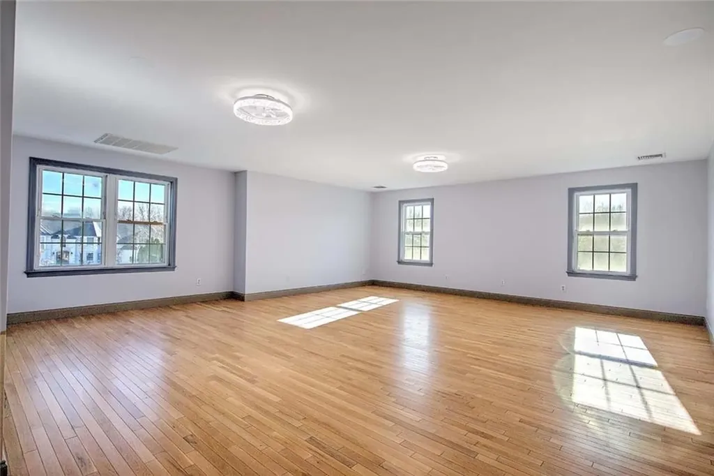 6 Grandstand Drive Lincoln RI 02865