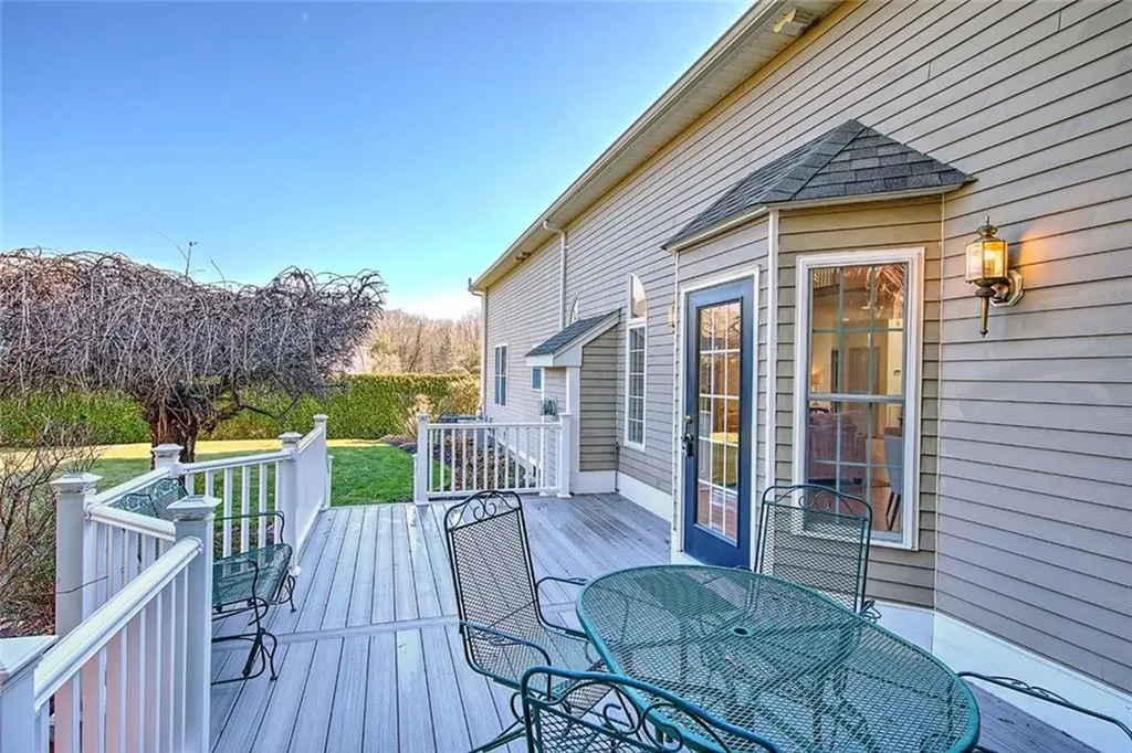 6 Grandstand Drive Lincoln RI 02865