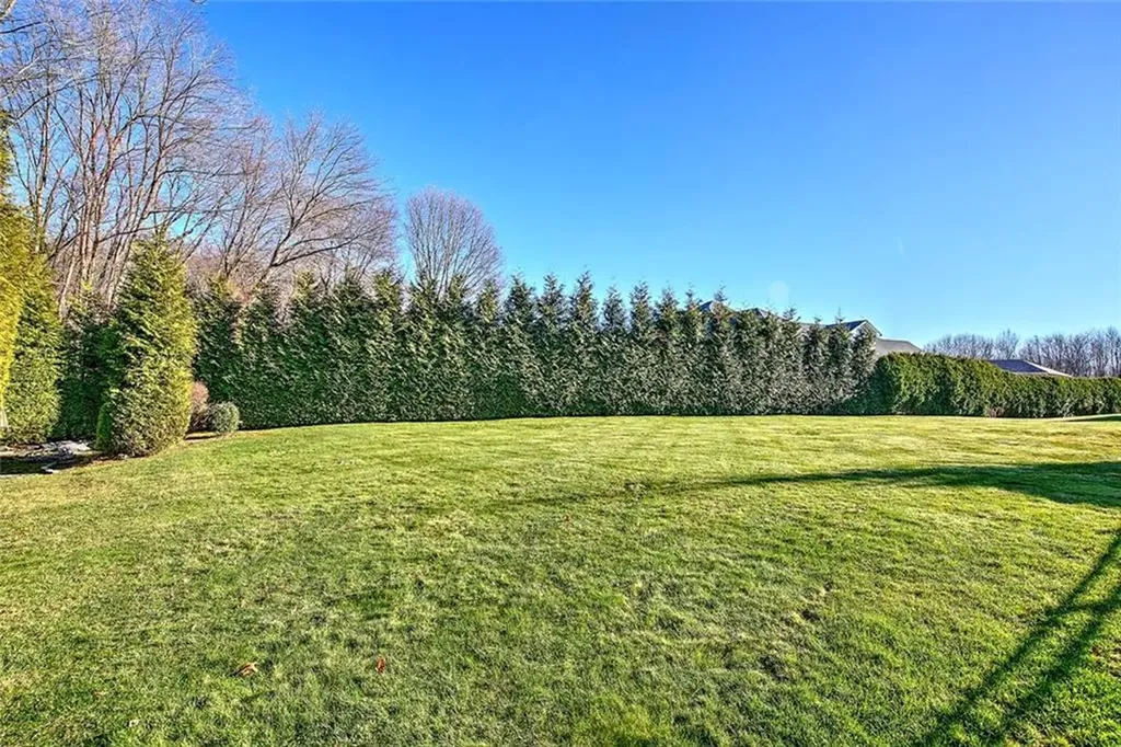6 Grandstand Drive Lincoln RI 02865